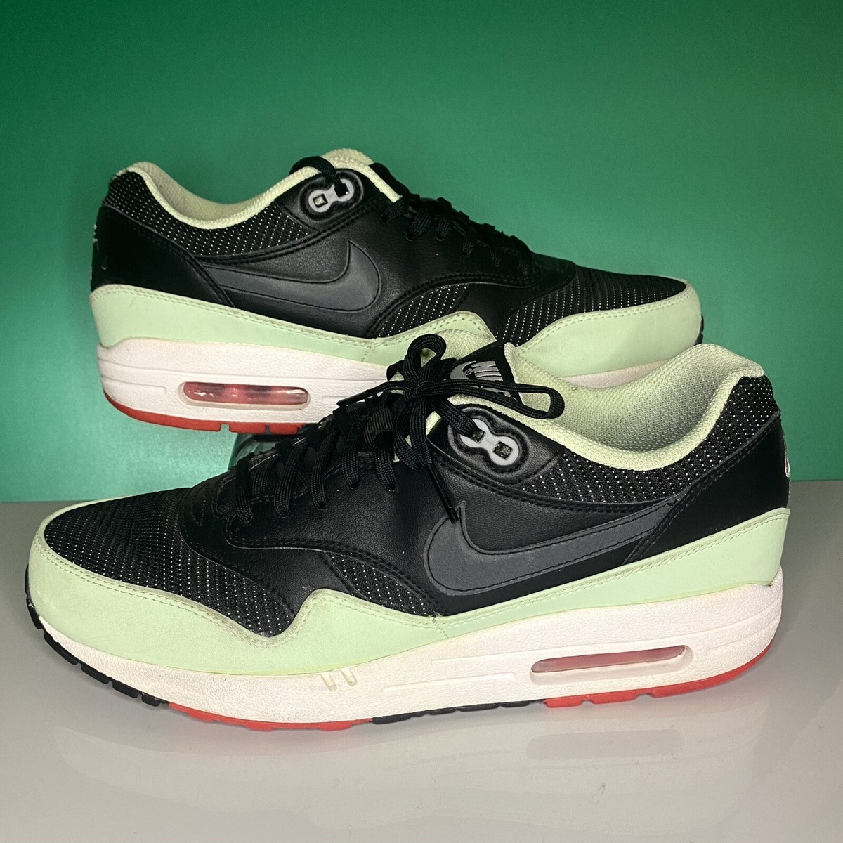 air max 1 fb yeezy