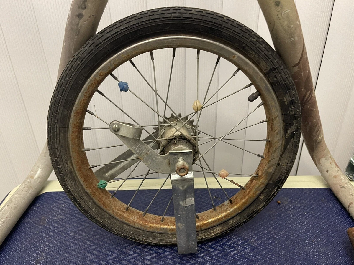 schwinn pixie tires