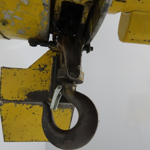 Budgit 318090-1 1/8 Ton 250Lb Electric Chain Hoist 115V 1Ph 32FPM 10' Lift - Picture 13 of 14