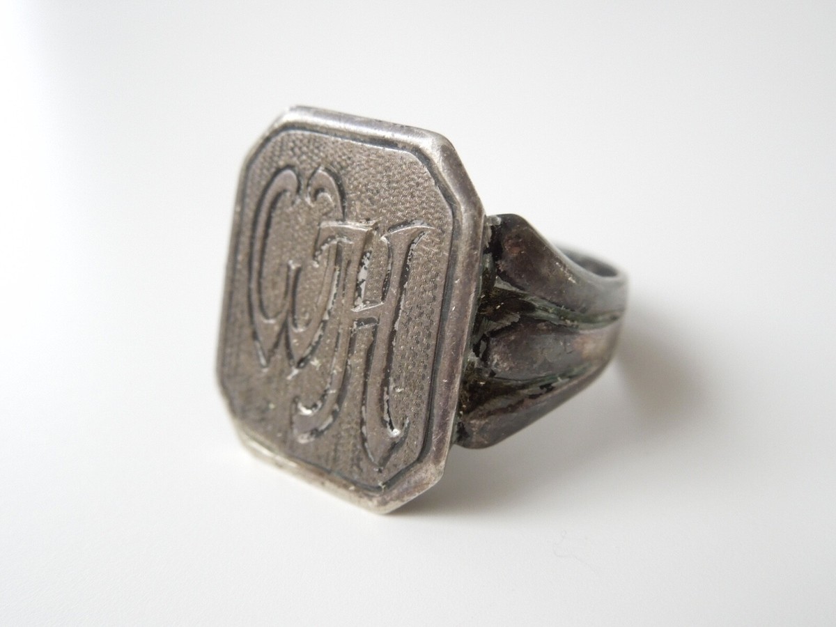 835 Silber Ring Siegelring Monogramm Initialen WH oder HW Massiv 13,6 g/Gr.60 | eBay 835 Silber Ring Siegelring Monogramm Initialen WH oder HW Massiv 13,6 g/Gr.60 | eBay