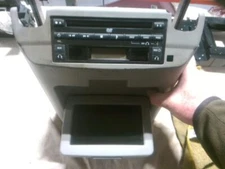 Info-GPS-TV Screen SV6 Display And Player With Rear AC Fits 06 MONTANA 21205