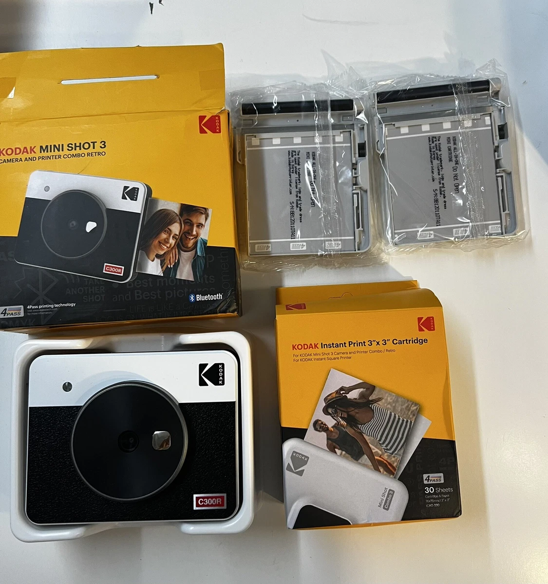 Kodak Mini Shot 3 Camera 2-in-1 Printer + 5 Print Cartridges 30-3&