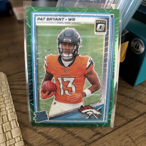 2025 Panini Donruss Optic #215 Pat Bryant Rated Rookie Green Hyper Prizm RC