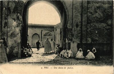 CPA AK MAROC FEZ - Une s?ance de Justice (796431)