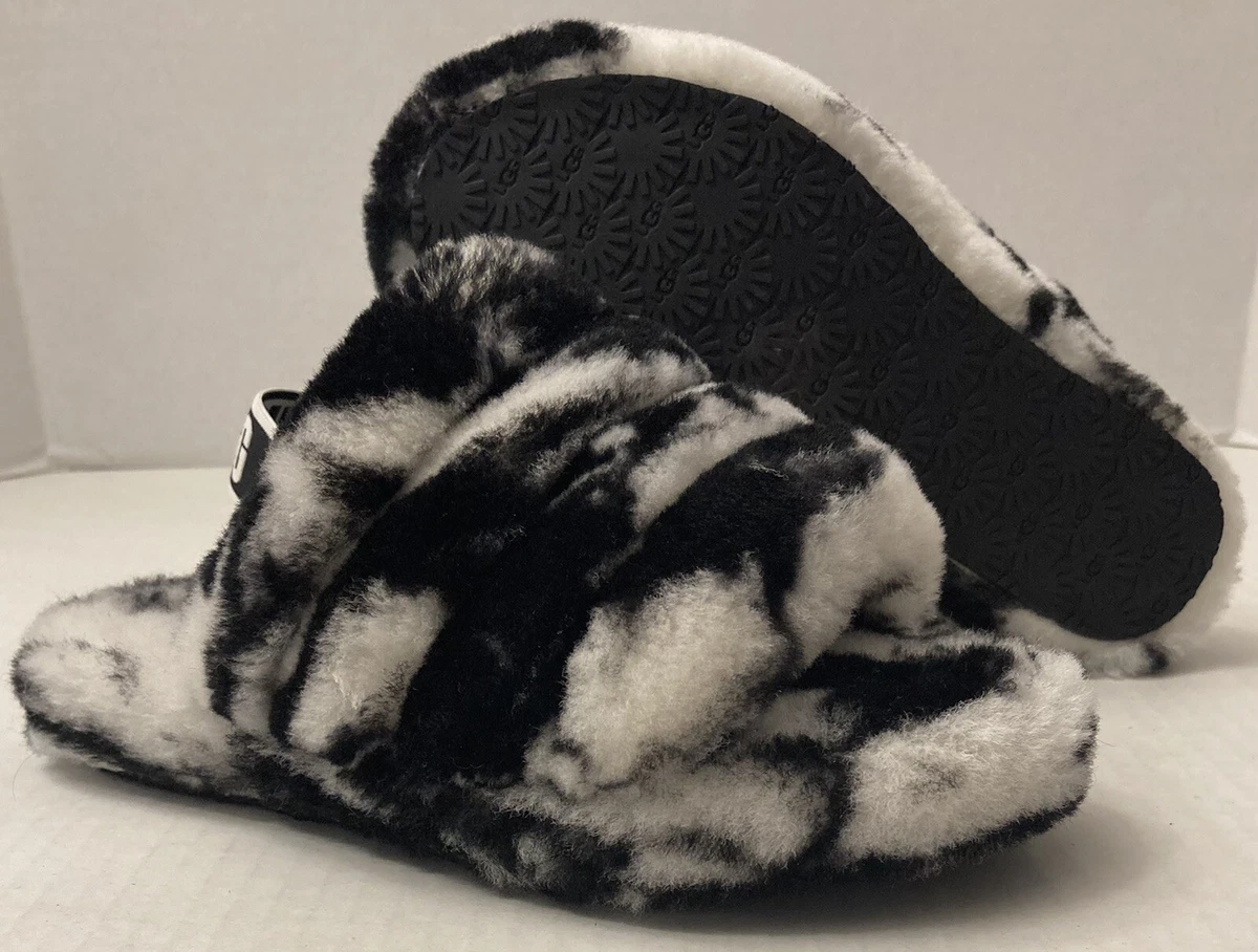 Girls hotsell slippers australia