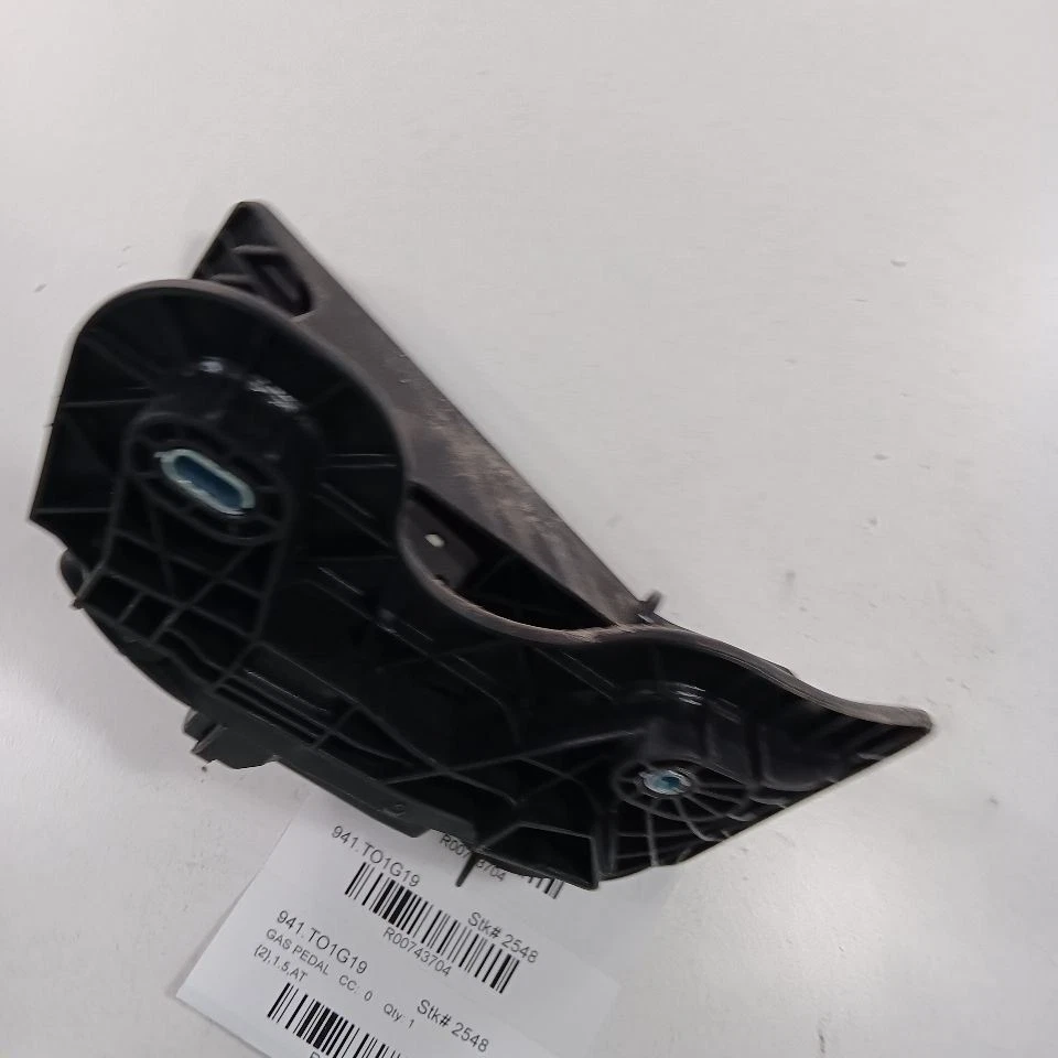 Toyota Yaris Gas Pedal 2020 2019 2018 2017 2016 - Image 2 of 4