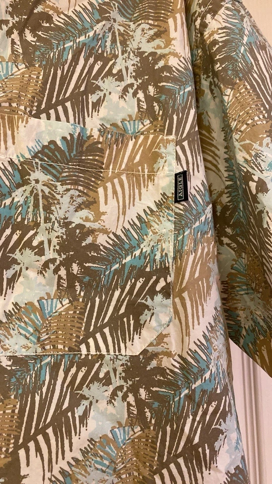 Aigle Men’s SS Button Down Hawaiian Shirt Sz Large - Image 2 of 4