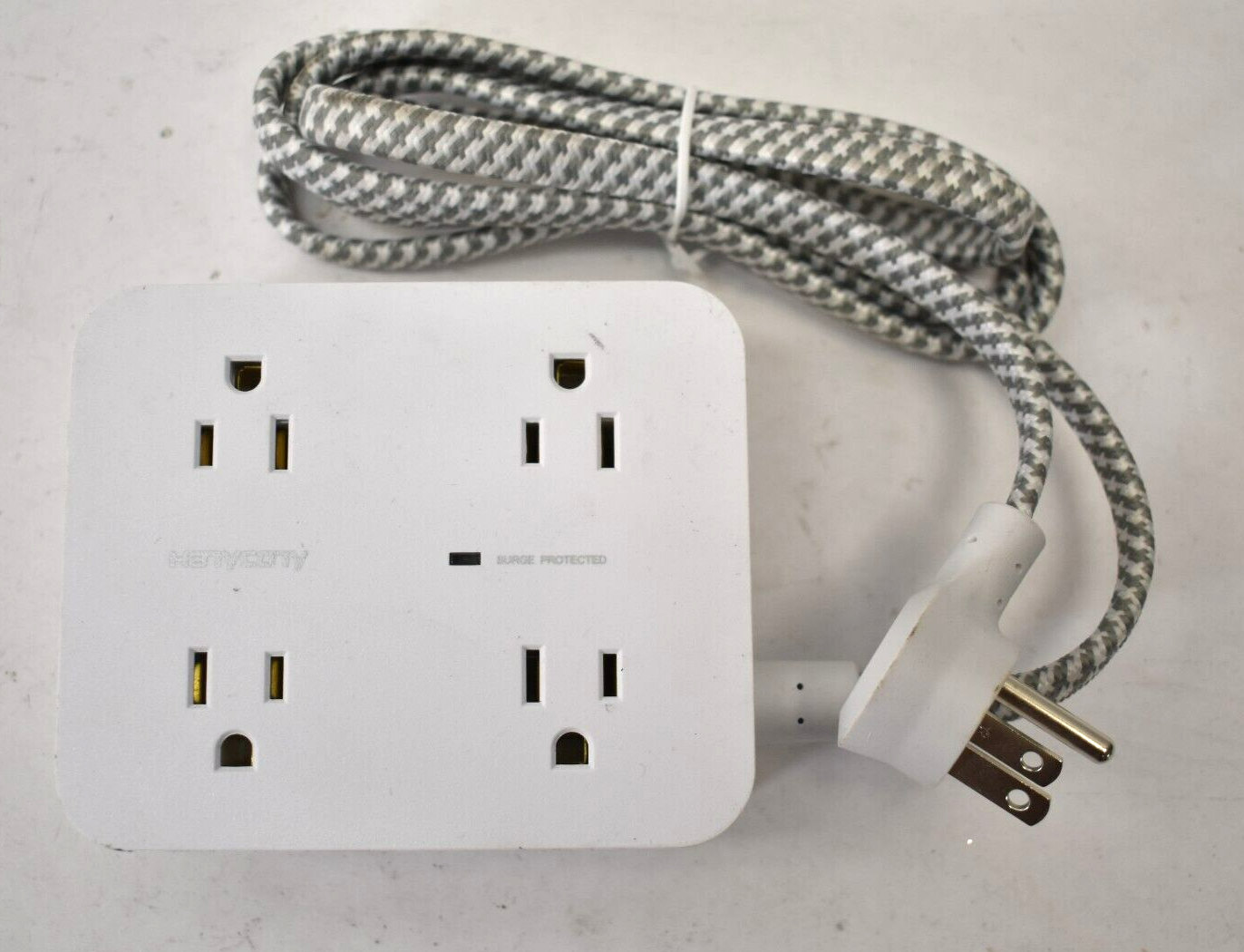 Surge Protector Power Strip 8 Outlet Charging Ports 4 USBs White HN8U5W-image