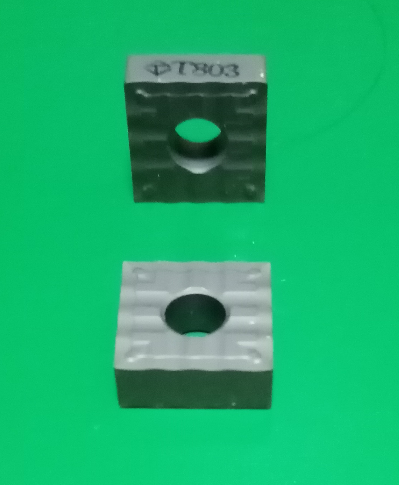 Plaquettes Tungaloy SNMG 120404 -27 T803 à haute résistance thermique