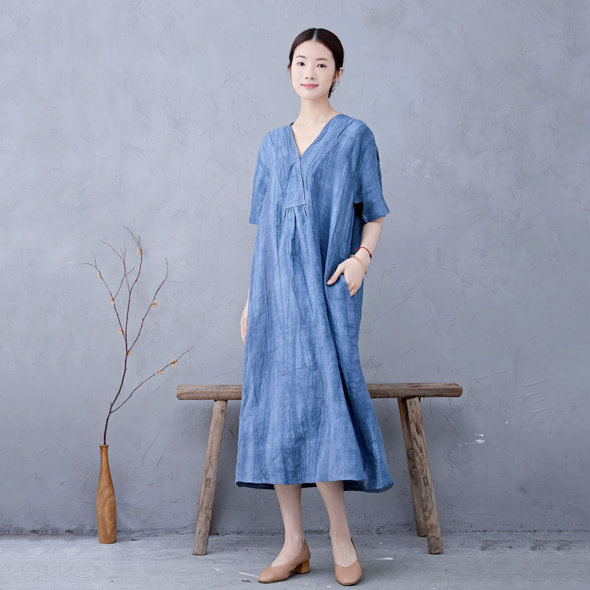 Elegant Linen V-neck Dress Short-sleeved Robe Large Size Women