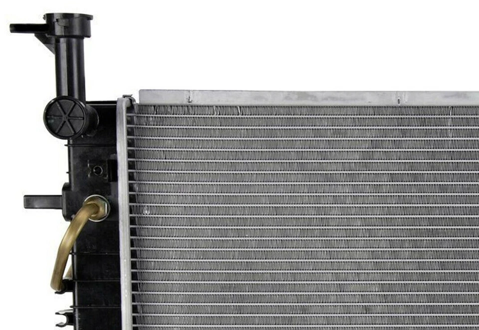 Radiator 2785 Fits 2008 KIA SPORTAGE | HYUNDAI TUCSON 2.7L - Image 3 of 4