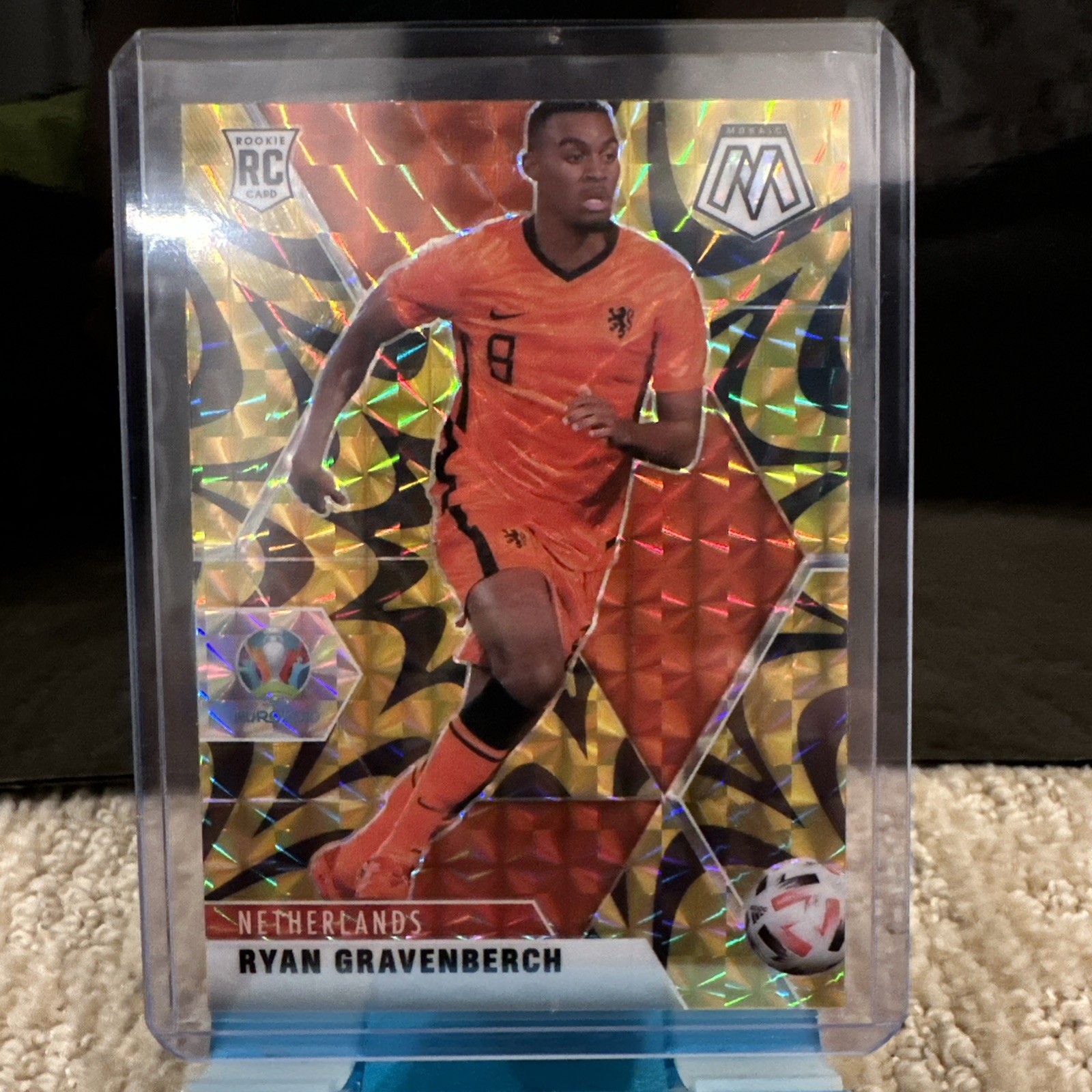 Ryan Gravenberch 2020-21 Panini Mosaic Euro Gold Reactive Prizm SP Rookie NRMT+