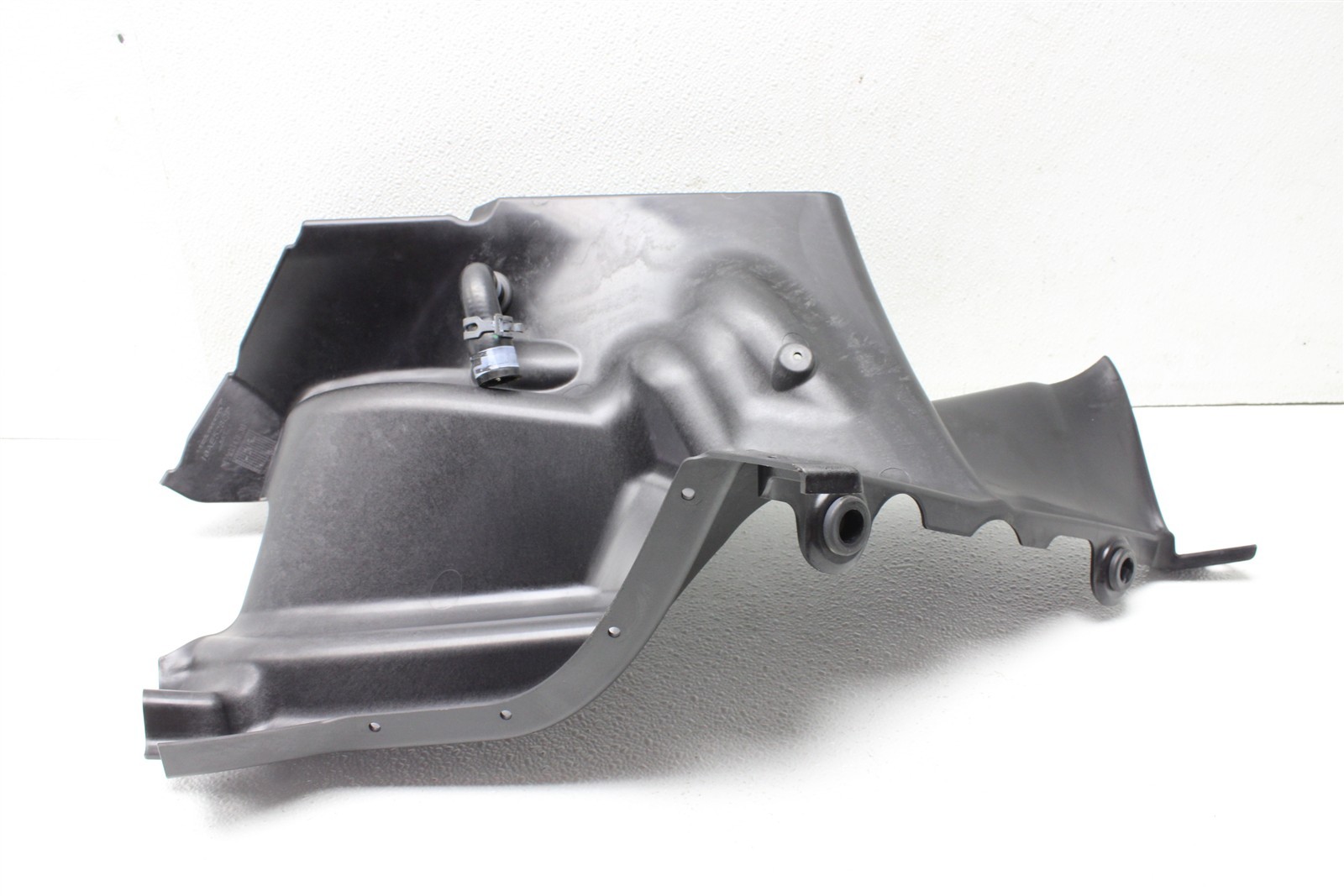 2025 McLaren Artura Rear Duct Guide Trim Cover Panel 16AE528CP