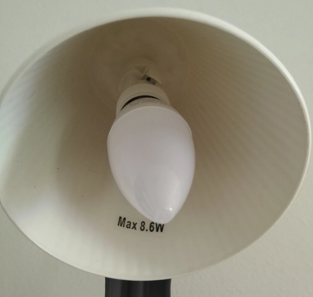 💡 Lámpara de escritorio IKEA – Nueva a estrenar