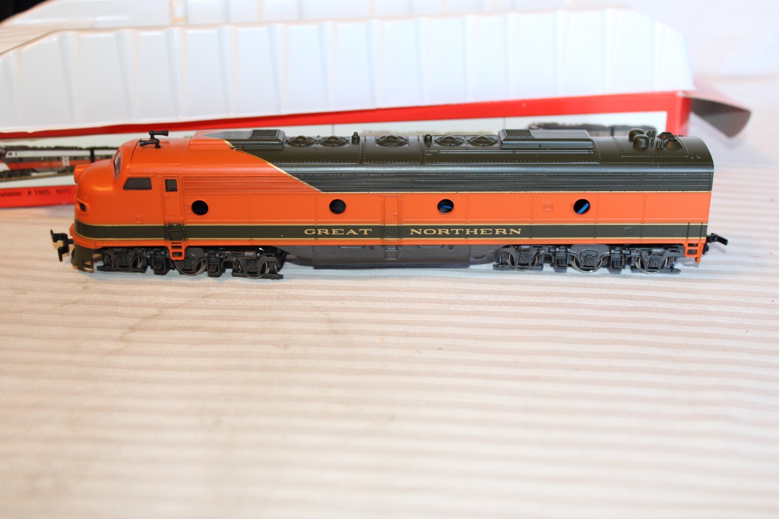 Picture 2 of 4