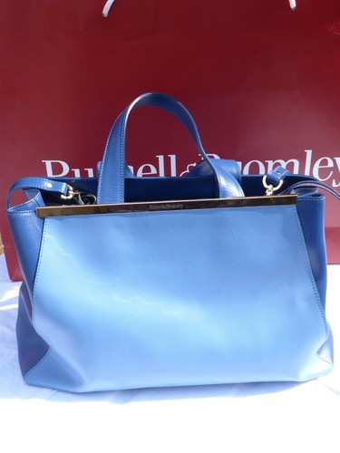 Russell&Bromley/Women's Handbag/L size/Blue&Navy/100%leather/hobo/strap/new - Picture 15 of 18