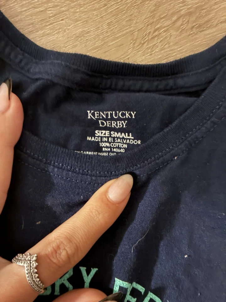 Camiseta para mujer Kentucky Derby pequeña Foto 2 de 2