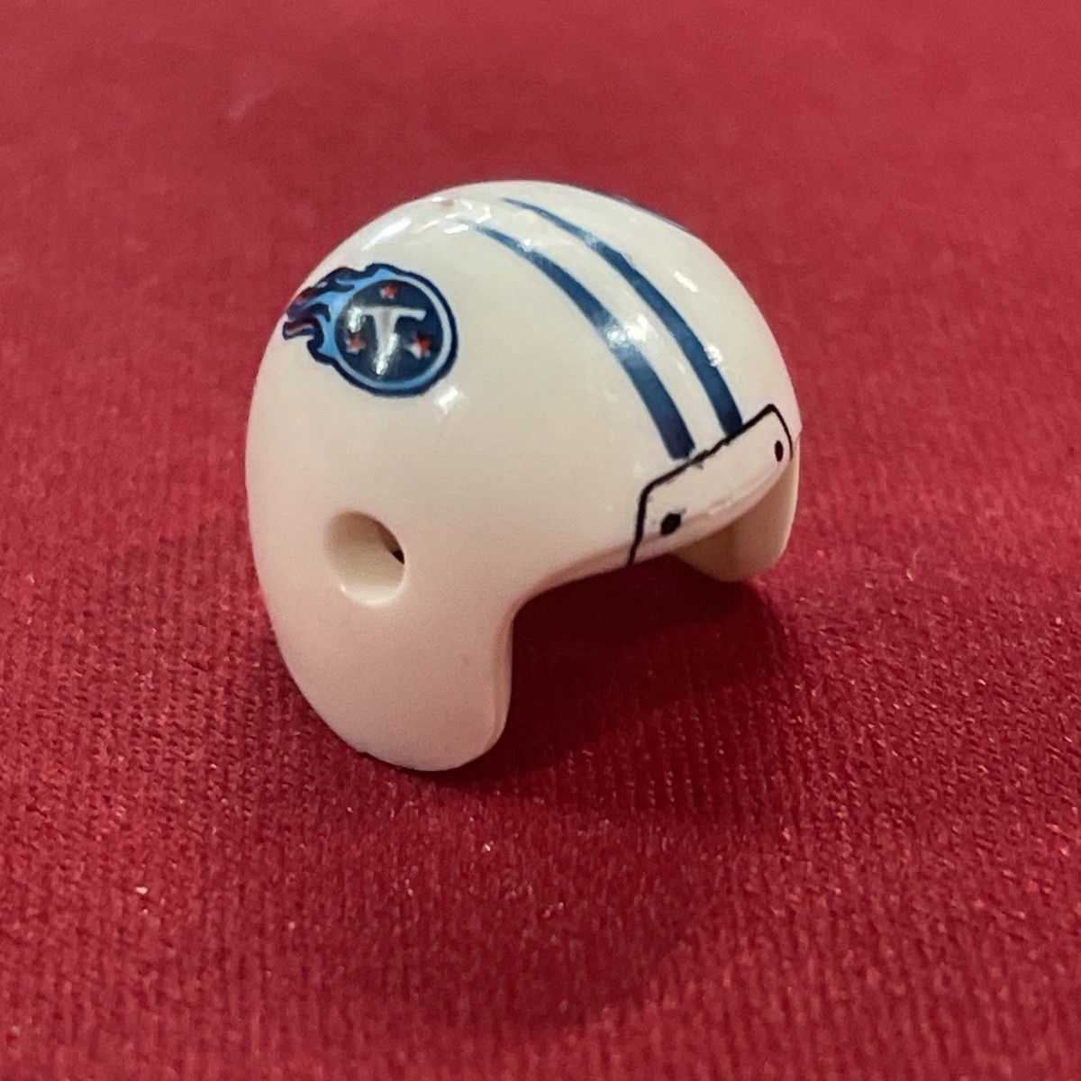 find lego football helmet Tennessee Titans Replica BRXLZ Mini either alone or with other collectible LEGO F1 helmets (sold separately) Detroit Lions Replica BRXLZ Mini