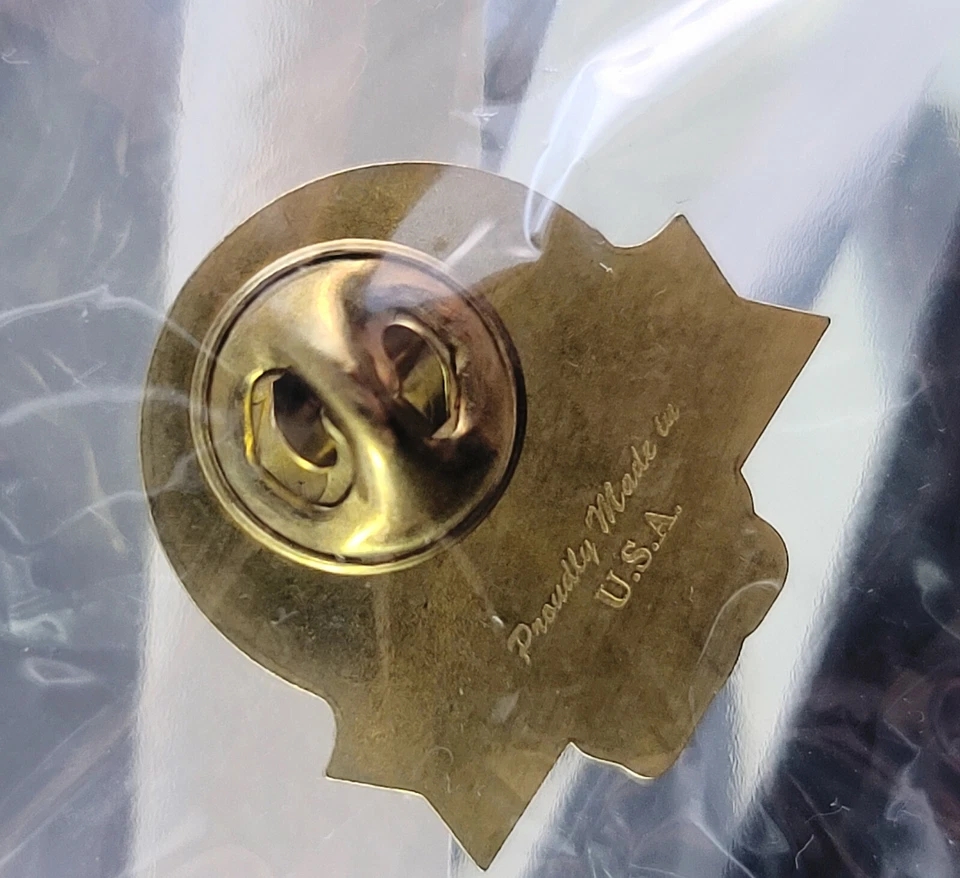 Sonic 10th Anniversary Pin E3 Memorabilia Promo RARE Sega Genesis the Hedgehog - Image 4 of 4