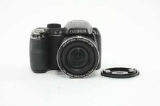 Fuji Finepix S4300 Digital Camera 14MP