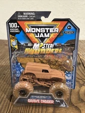1:64 MONSTER JAM SERIES 1 GRAVE DIGGER MYSTERY MUDDERS TRUCK