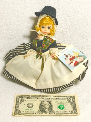 Madame Alexander Foreign Friends Great Britain Doll Original Box Tiny Catalog Vt