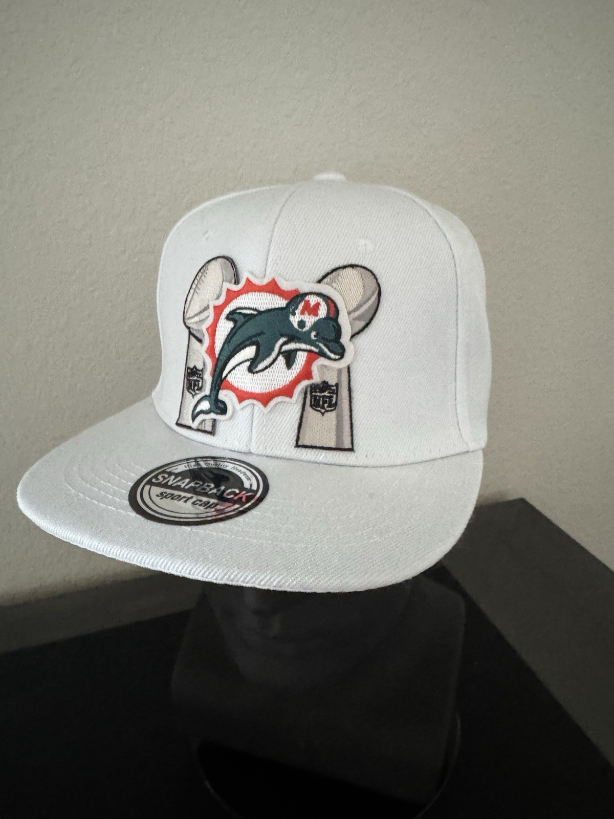 Picture 1 of 3