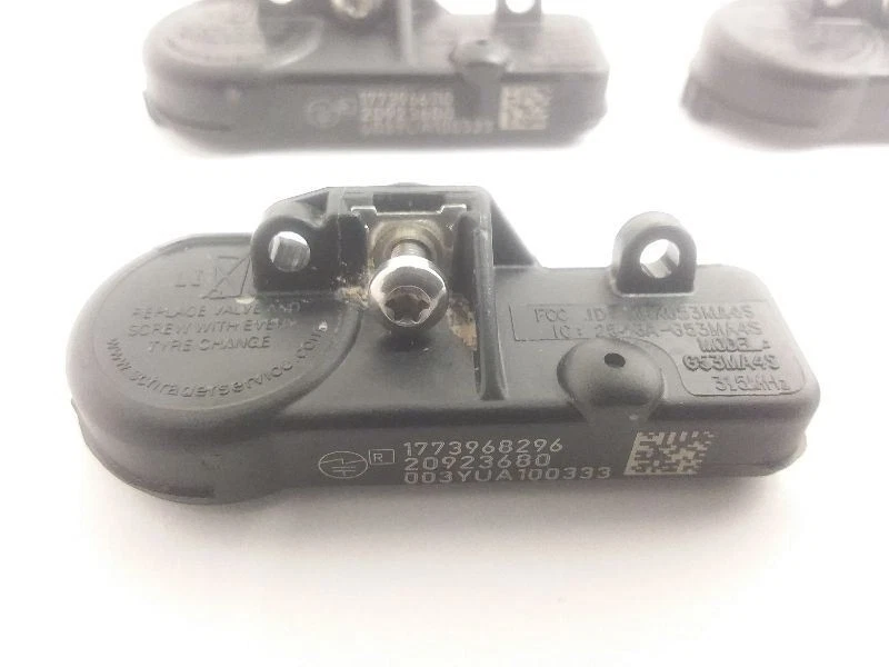 Juego de 4 sensores de presión de neumáticos Cadillac DTS TPMS 2007-2011 Foto 3 de 4