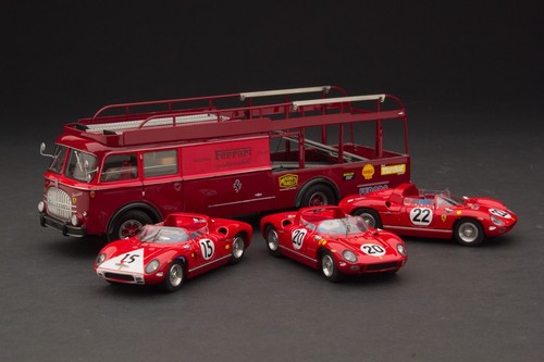 Exoto 43 | 1961 Bartoletti 682 Scuderia Ferrari Transporter | # EXO00034 - Picture 6 of 10