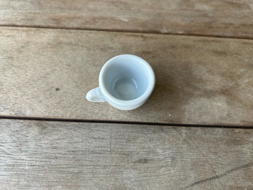 Sweet Princess White Porcelain Mini Tea Cup Dolgen - Picture 3 of 4