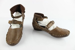 ballerines à brides