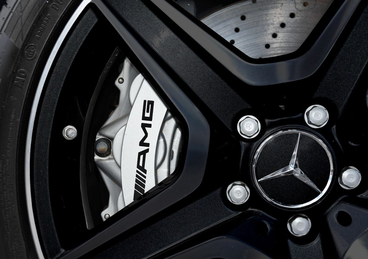 Mercedes C63 AMG 18
