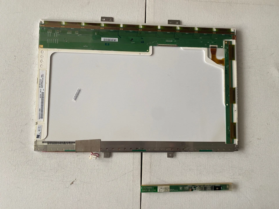 AU OPTRONICS B154EW04 V.2 LAPTOP SCREEN 15.4" GLOSSY 30 PIN + INVERTER - Image 2 of 4