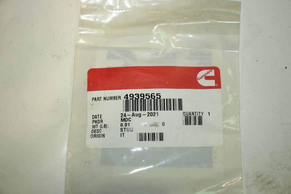 NEW Cummins Stud 4939565 | eBay