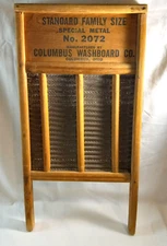 VINTAGE MAID-RITE WASHBOARD #2072 METAL & WOOD STANDARD FAMILY SIZE OHIO