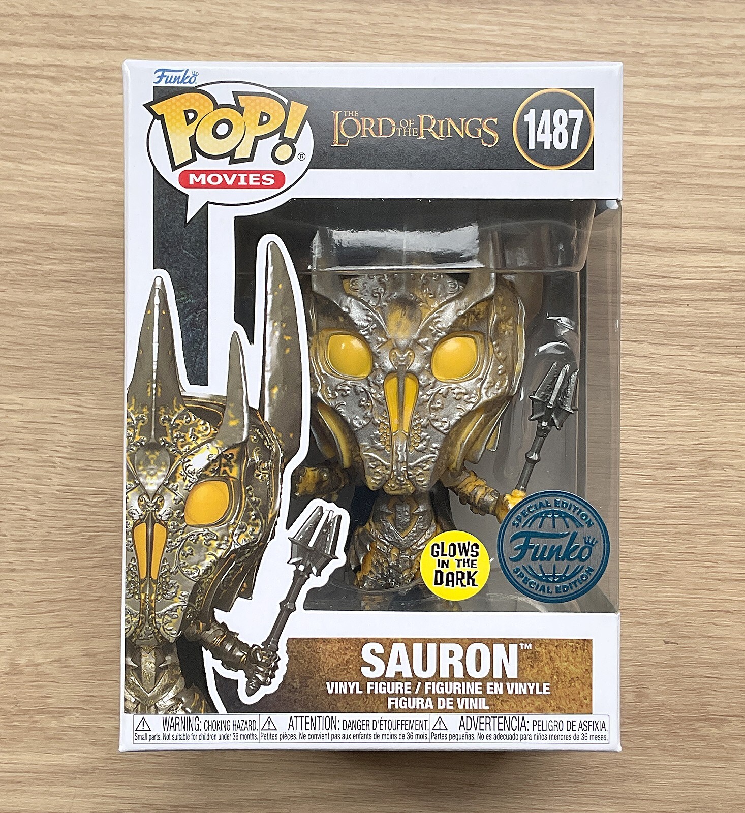 Funko Pop El Señor de los Anillos Sauron GITD #1487 + Protector Gratis