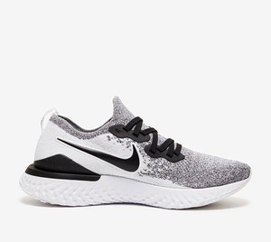 react flyknit grey black