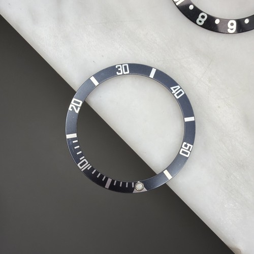 Genuine ROLEX Submariner 14060 (No-Date) Bezel Blue Fade LUMINOVA PEARL