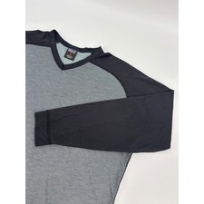 Patagonia Capilene Mens Medium Gray Black Raglan V-Neck Base Layer Made in USA