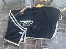 Equitex Cooler Size 80 monogrammed “Everwood Stables” Black Stable blanket
