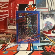 2021-22 Panini Donruss Optic Basketball DeMar DeRozan Blue Velocity Prizm #28