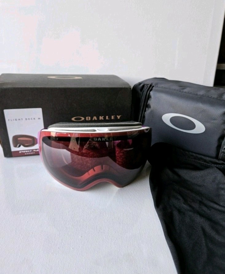 NEW Oakley Flight Deck M Snow Goggles-Prizm- Garnet Lens | eBay