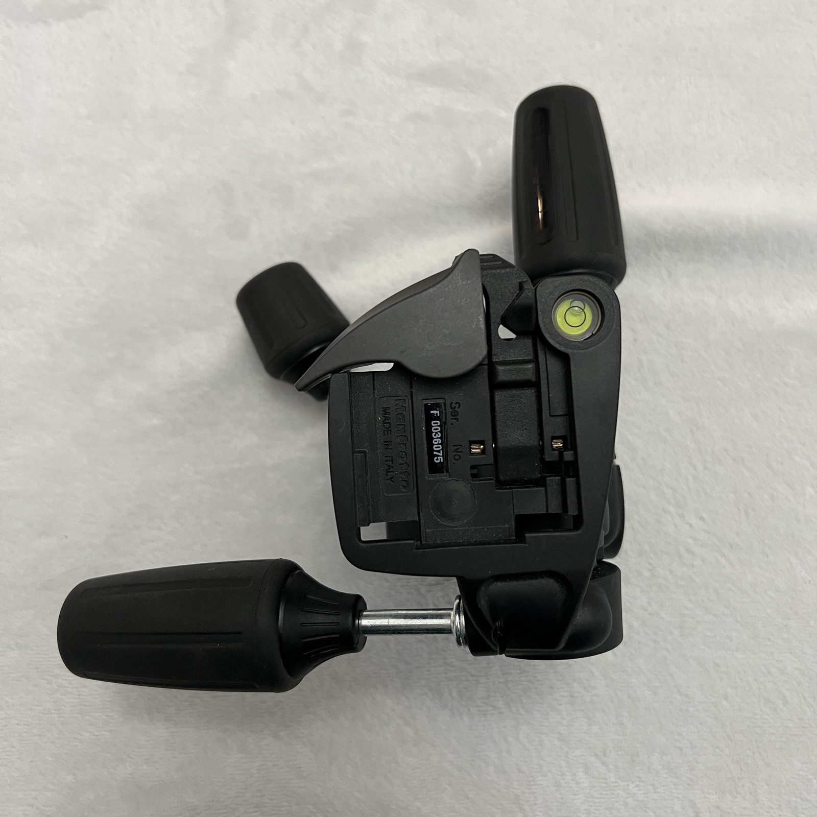 Manfrotto 804RC2 3-Way Pan Tilt Tripod Head Quick Release Made In Italy