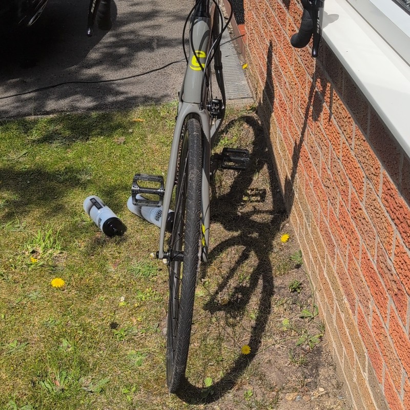 Cannondale Synapse Full Carbon 105 Endurance Road Stealth Grey