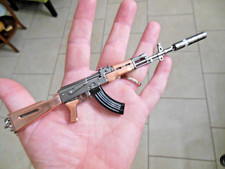 AK 47 * Kalashnikov ** Portachiavi * { X - Taglia Grande } **Spedizione Gratuita*