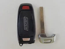 FOR PARTS ONLY ORIGINAL AUDI E-TRON 19-24 OEM SMART KEY LESS REMOTE ALARM FOB US