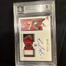 2021 Panini Encased - RC Dual Swatch Sig Kyle Trask #RCA-7 Emerald 5/5