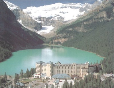Lake Louise Chateau Banff Alberta Canada Posted Postcard 2001 Skiing Rockies