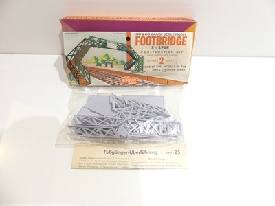 Plasty Airfix Selbstbaumodell 1641-25 Fußgänger-Überführung Nr 2 in OVP BS1284