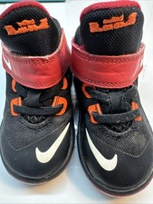 Nike Boys Toddler Air Size 5C Red Black High Tops Sneakers Style Drip Cool Fun